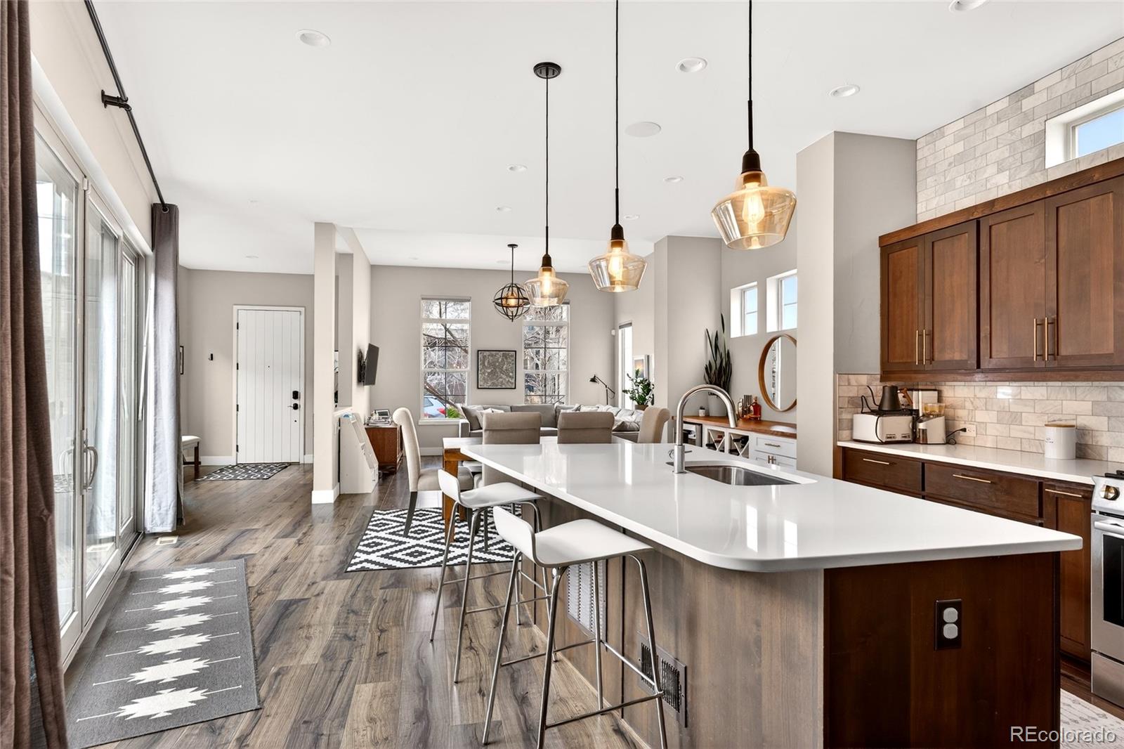 15554 W La Salle Avenue