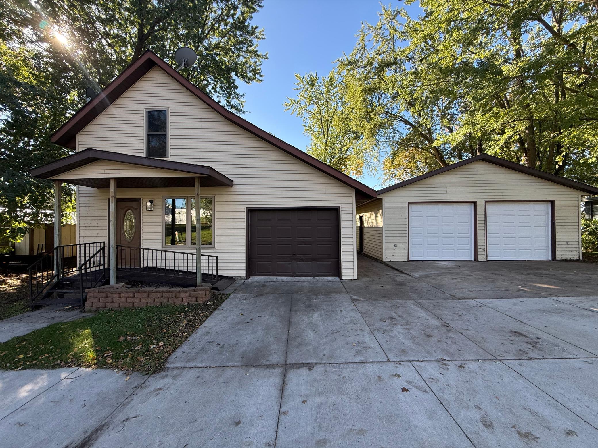 Welcome home to this beautifully updated 3-bedroom, 2-bath home featuring new carpet, new flooring, new appliances, new fixtures, and brand-new bathrooms. The home also offers a versatile bonus room that can be used as an office, playroom, or additional living space. Vinyl siding and vinyl windows provide great curb appeal and easy maintenance, while the two-stall detached garage offers plenty of room for vehicles, storage, or hobbies. Located near the lake, this home offers a great combination of modern updates, functional living space, and a convenient location. Don’t miss your opportunity to make this move-in-ready home yours!