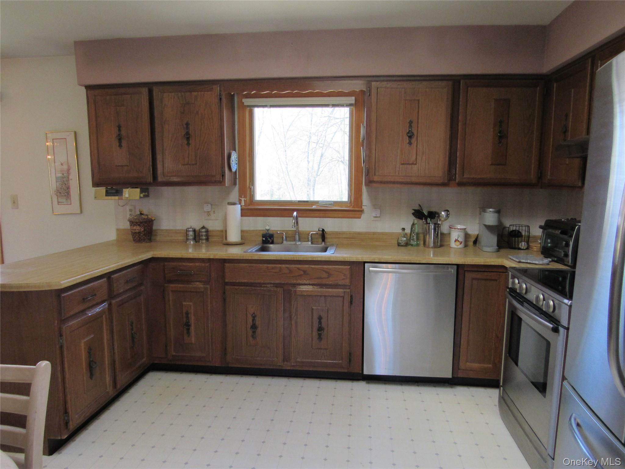 5 Hillside Road
