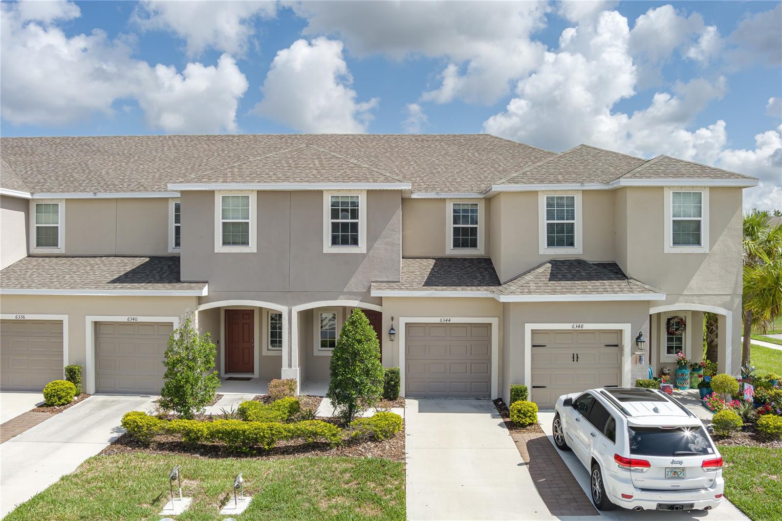 6344 Willowside Street