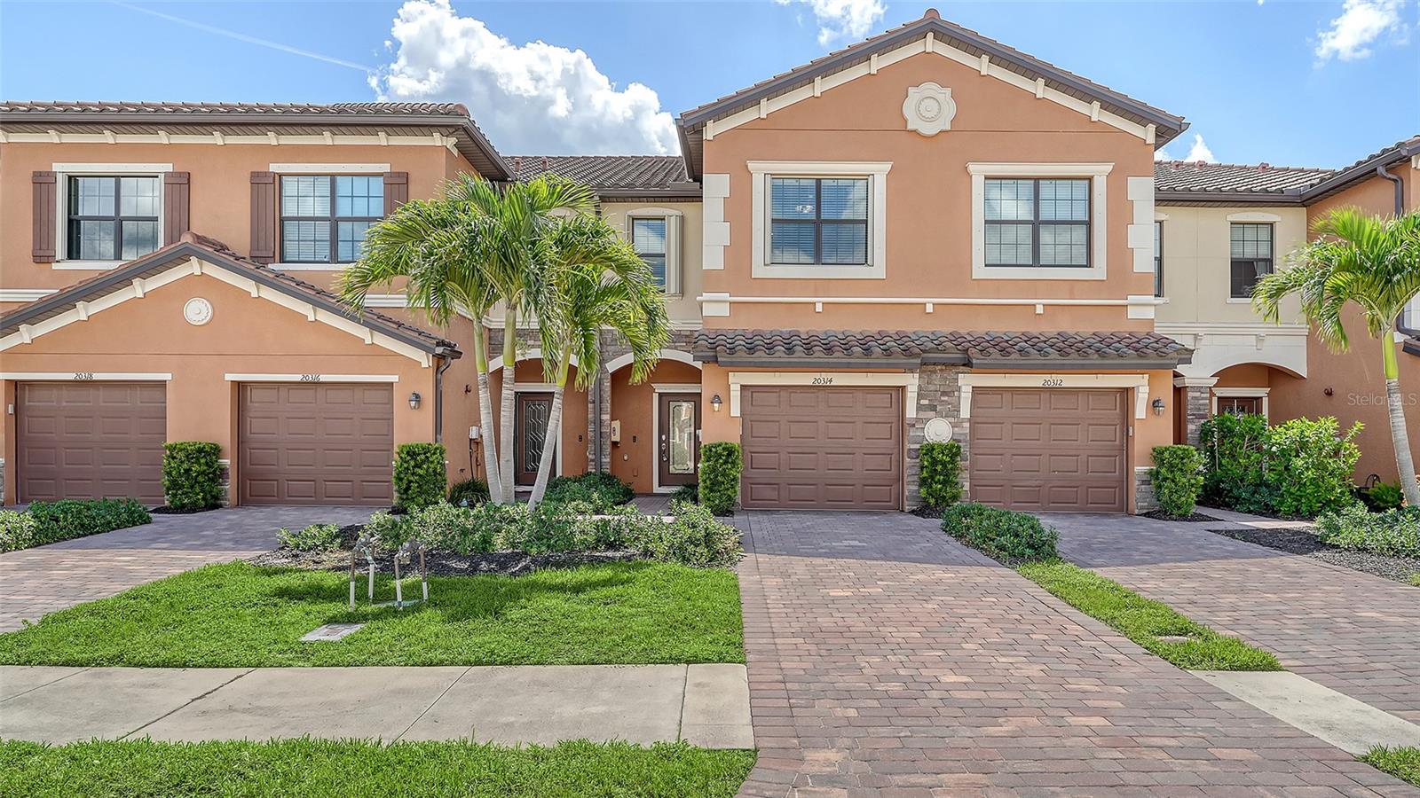 20314 Lagente Circle