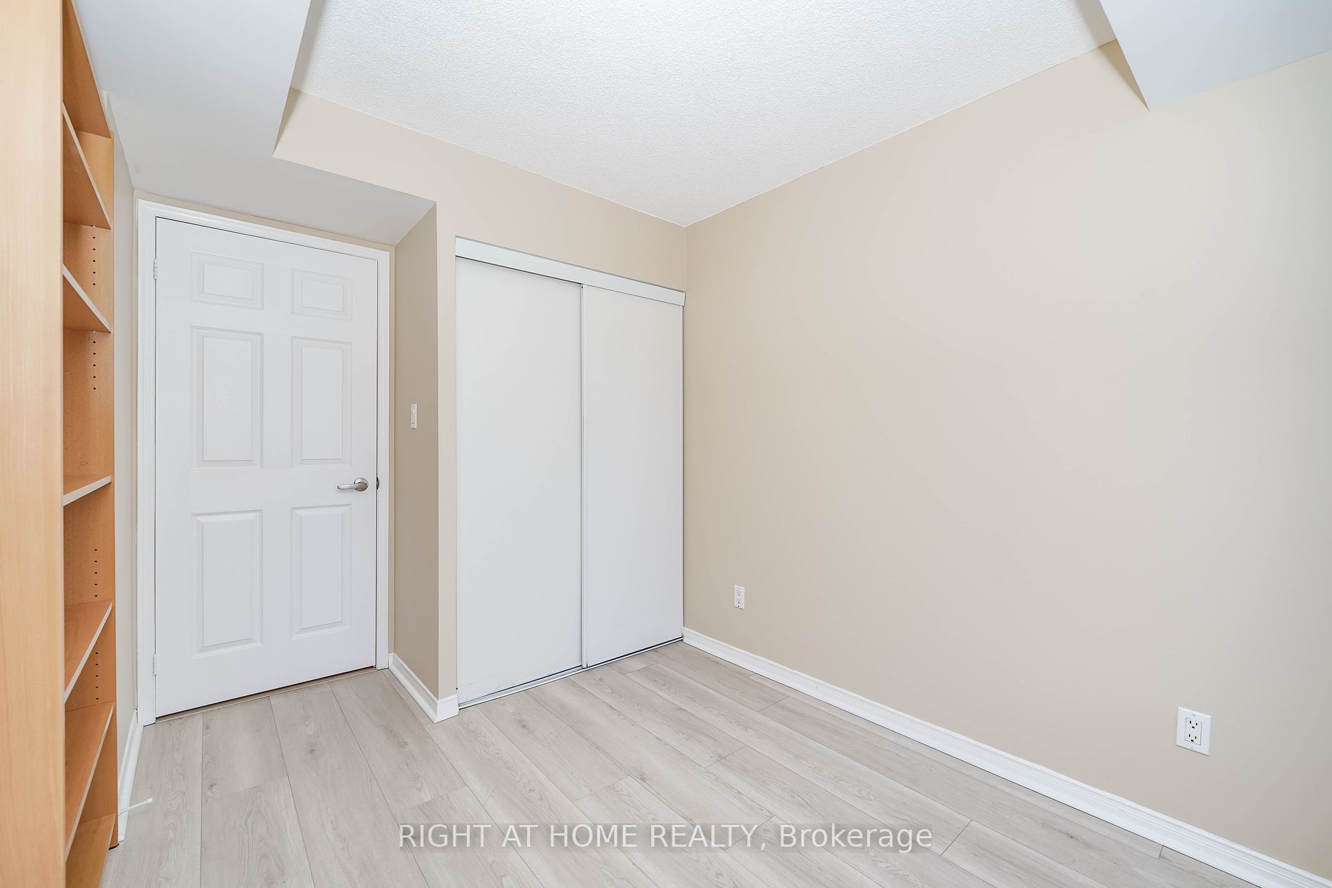 233 Beecroft Rd 319