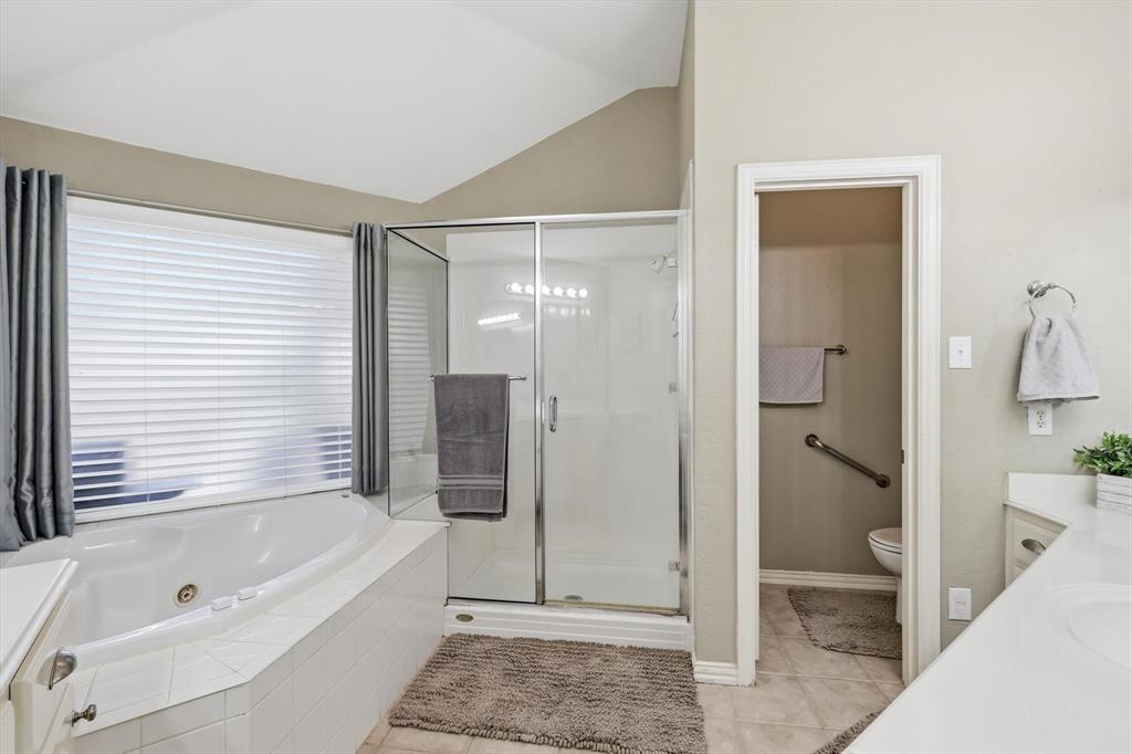 2112 Cheshire Drive