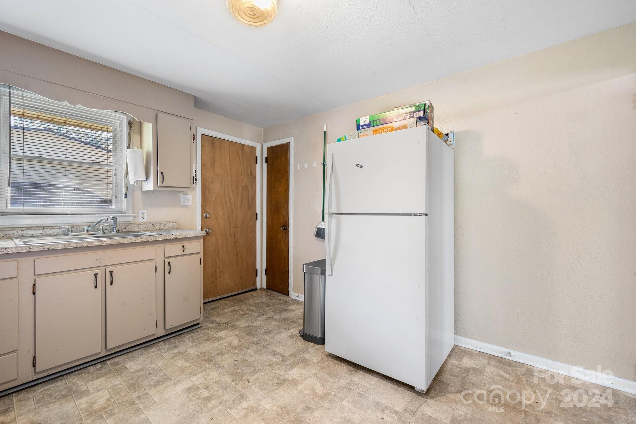 1816 & 1818 22nd Street NE