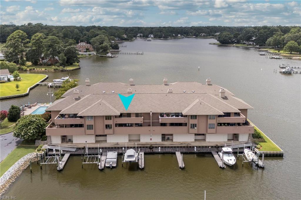 700 Oriole Drive 422, Virginia Beach, VA 