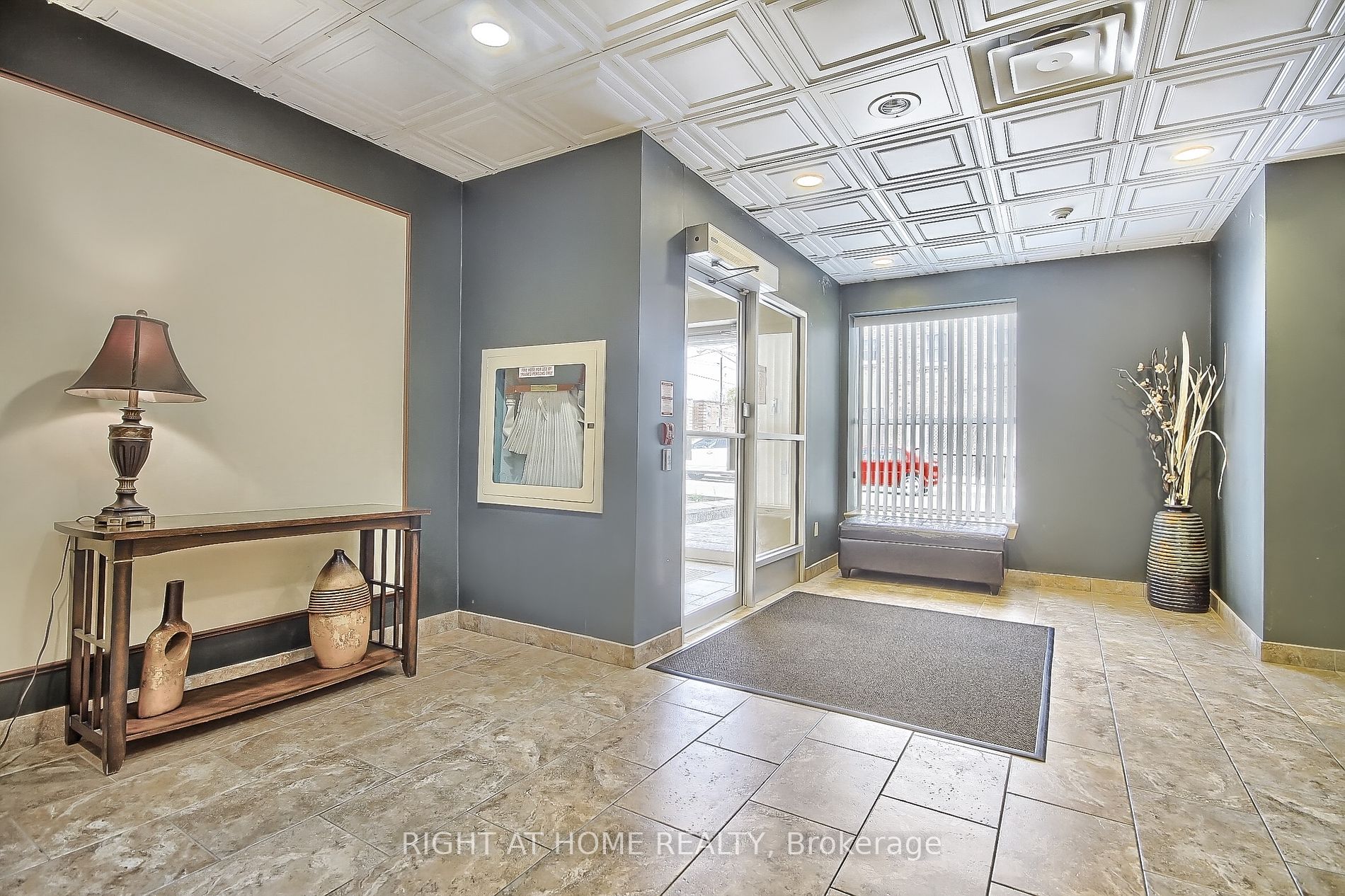 955 E O'connor Dr Ph7