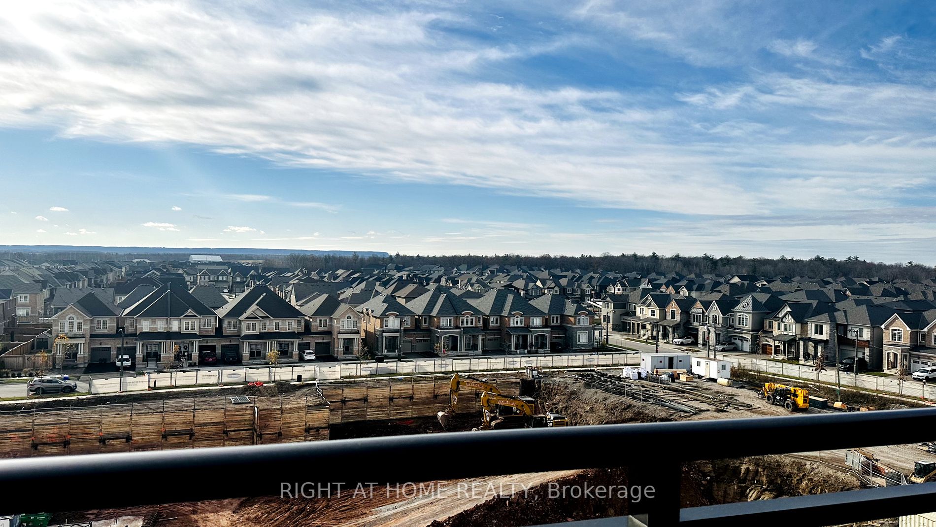3265 W Carding Mill Tr