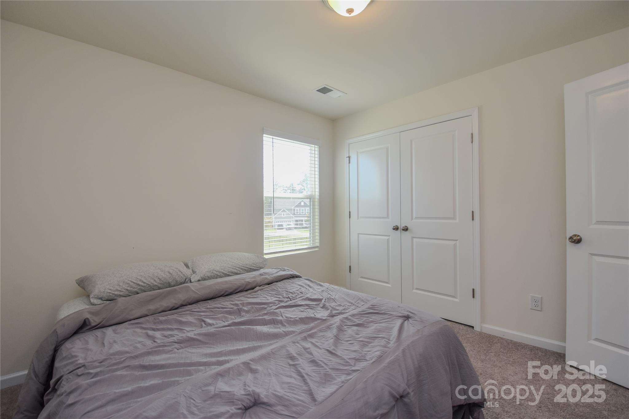 139 W Neel Ranch Road