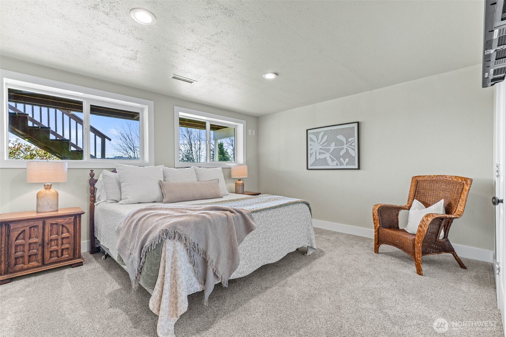 2809 Moorelands Avenue NW