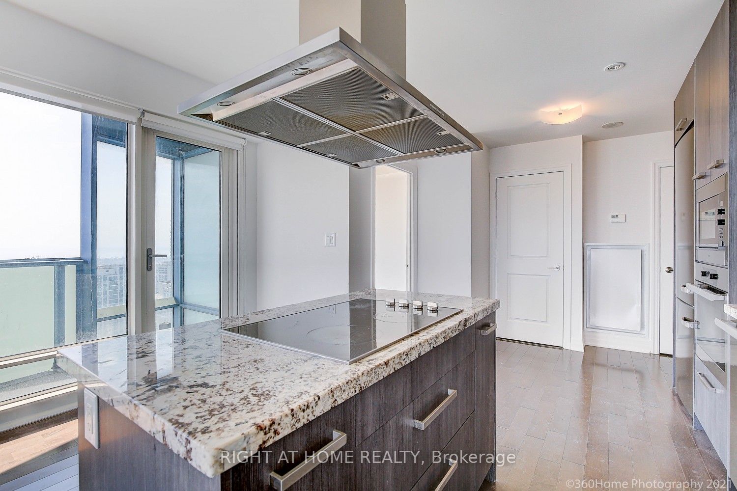 8 The Esplanade 4510