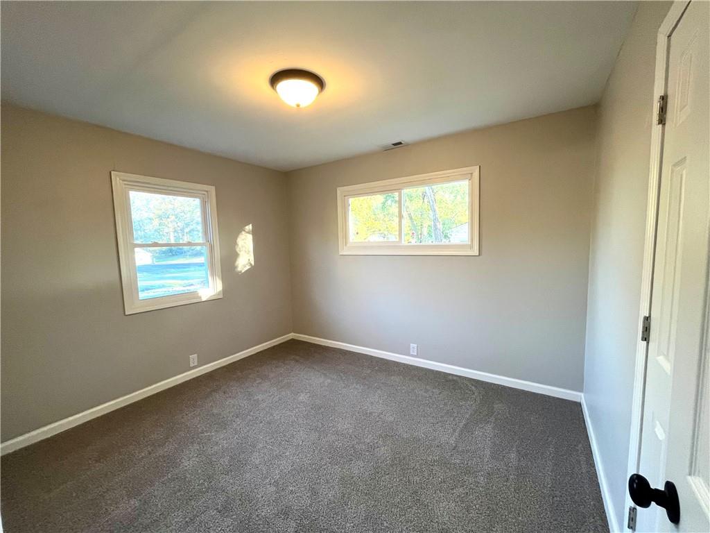 11036 N Locust Street