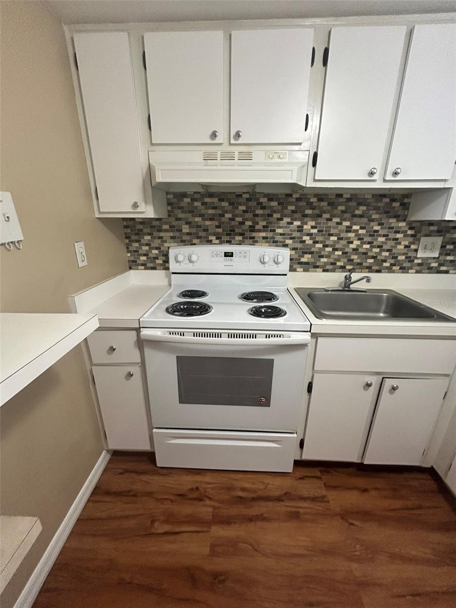 618 Orange Drive 212