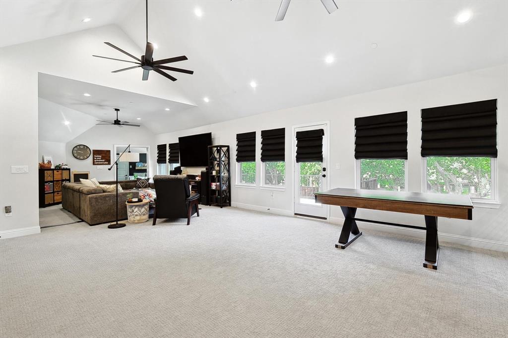1625 Crestwood Trail