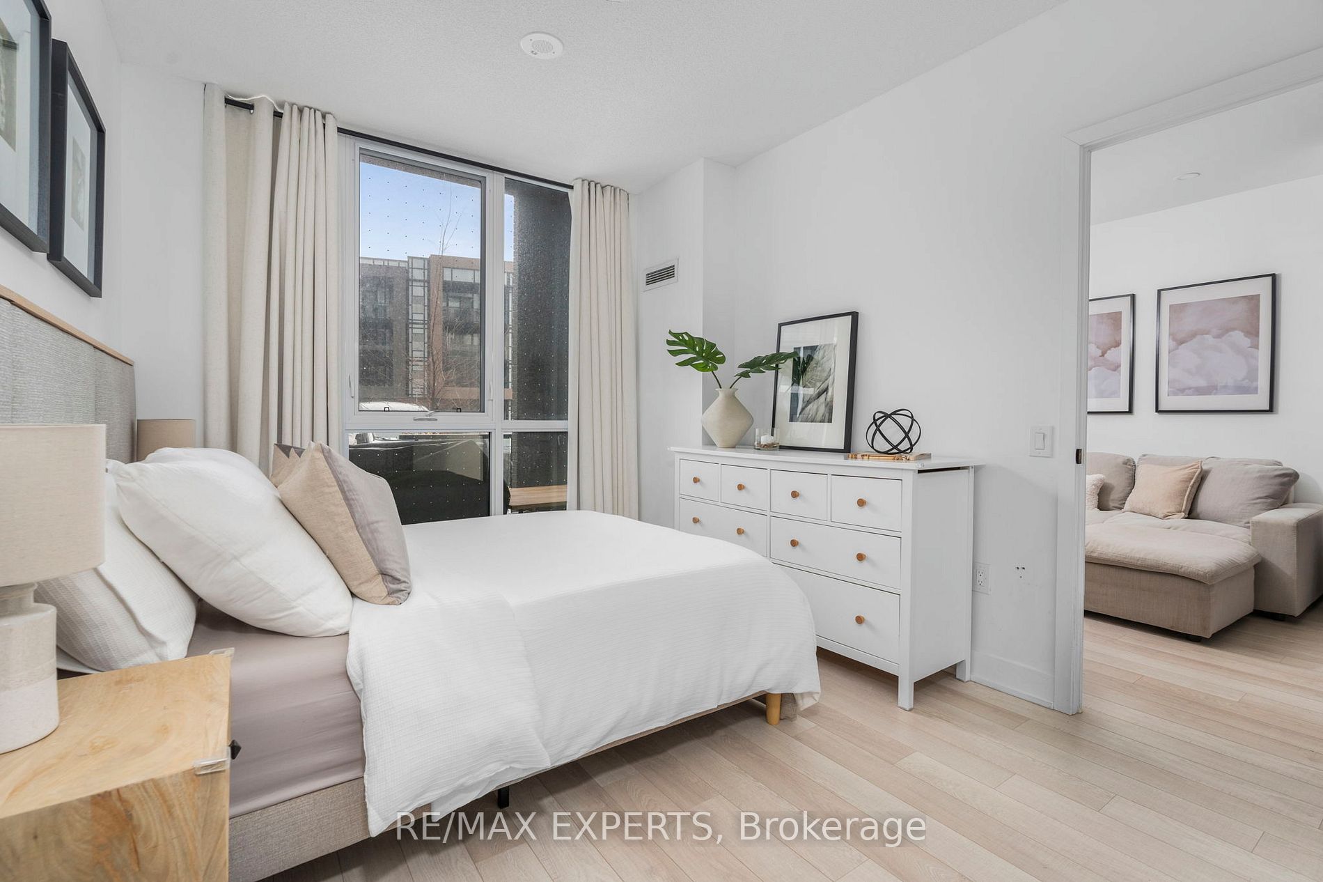 50 George Butchart Dr 102