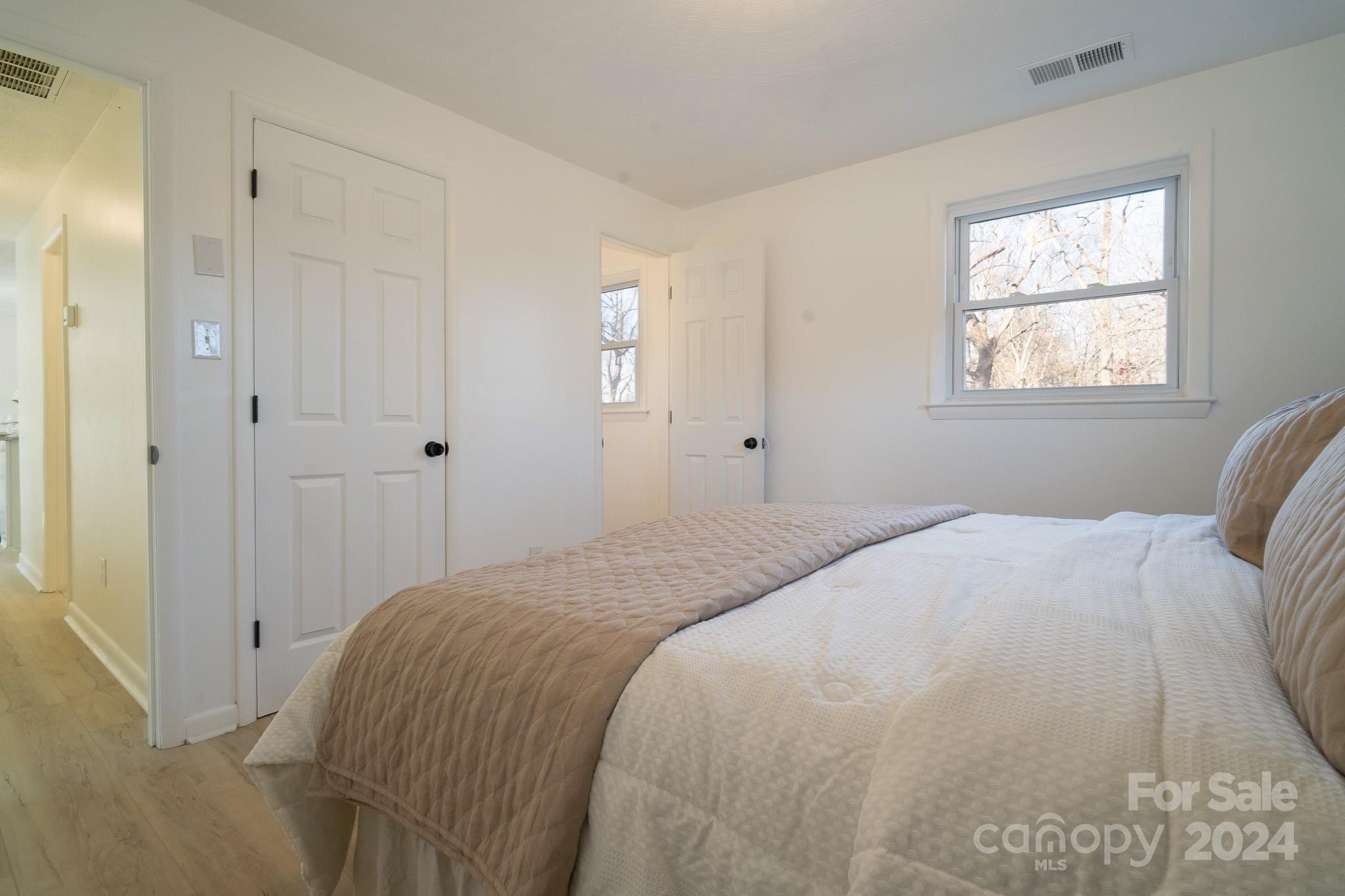 2594 Cedar Valley Drive