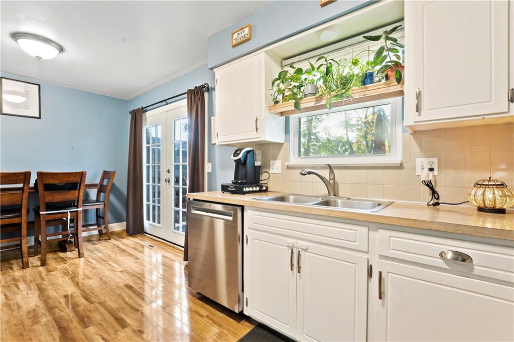 1705 SE Abbey Street