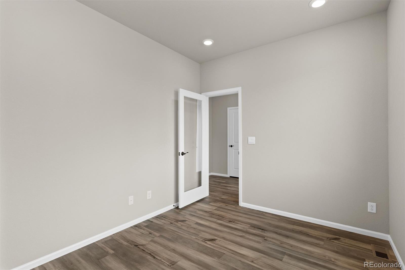 6267 N Nepal Court