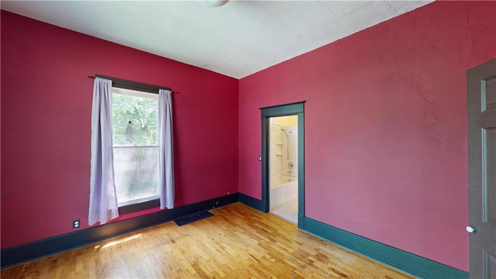 721 W Walnut Street