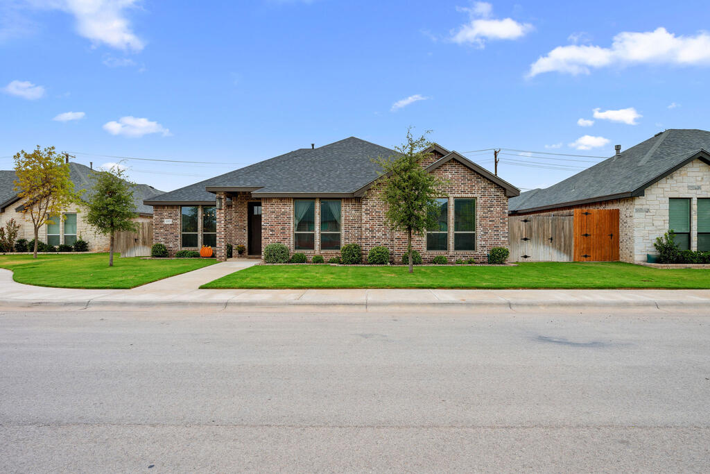 REFINED LIVING AWAITS IN THIS LIKE-NEW KAHLER HOME IN HERITAGE OAKS! RICH WOOD BEAMS, A WHITE LIMESTONE FIREPLACE & ABUNDANT NATURAL LIGHT ELEVATE THE OPEN DESIGN. THE DESIGNER KITCHEN SHOWCASES WHITE QUARTZ COUNTERS, CUSTOM CABINETRY, UPGRADED BRASS HARDWARE, A 36" GAS COOKTOP, CUSTOM VENT HOOD & STAINLESS STEEL APPLIANCES. LIGHT OAK WOOD-LOOK TILE & CRISP WHITE WALLS CREATE A TIMELESS BACKDROP. SPACIOUS BEDROOMS OFFER GENEROUS CLOSETS. THE SEQUESTERED PRIMARY RETREAT FEATURES DUAL SINKS, A SOAKING TUB, WALK-IN SHOWER & WALK-IN CLOSET. UNWIND ON THE COVERED PATIO OVERLOOKING A LUSH BACKYARD!