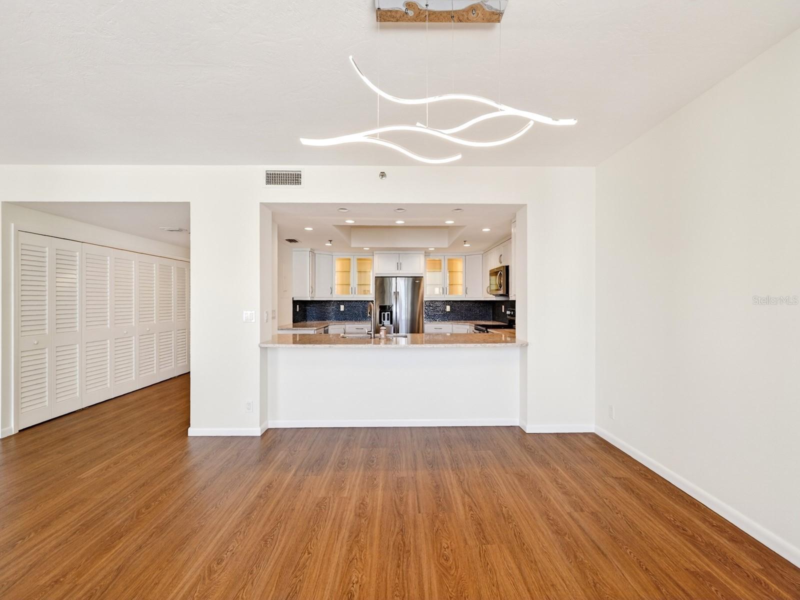 1255 N Gulfstream Avenue 1101