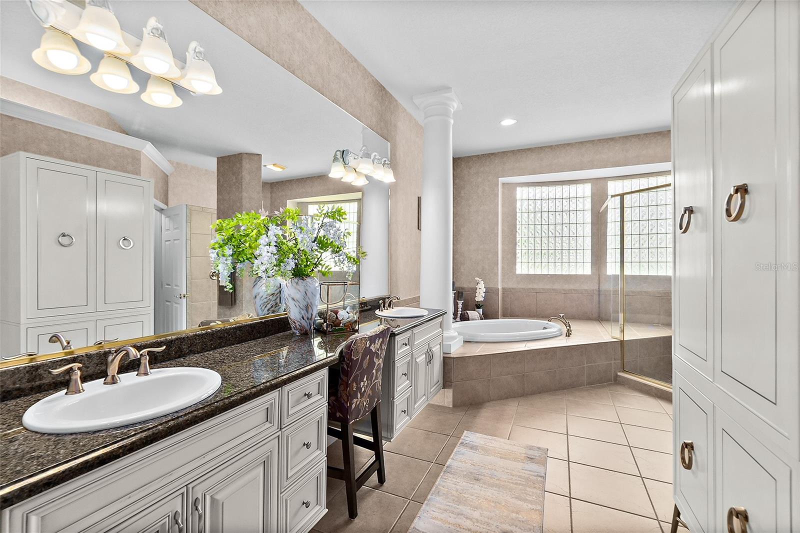 1113 Oxbridge Lane