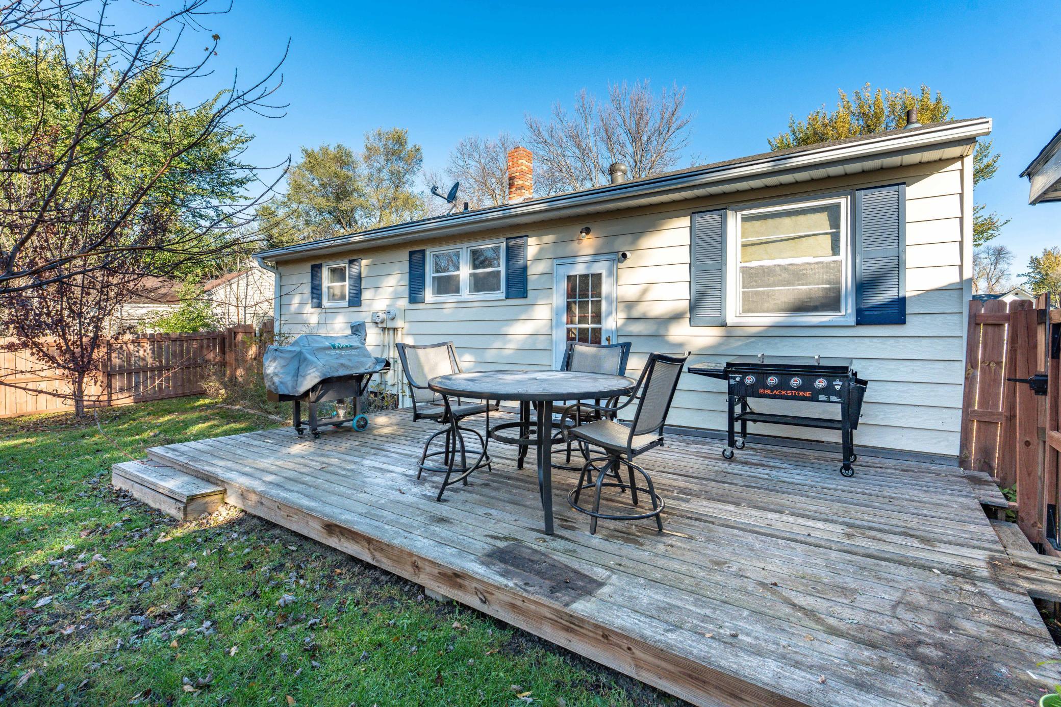 509 W Douglas Avenue