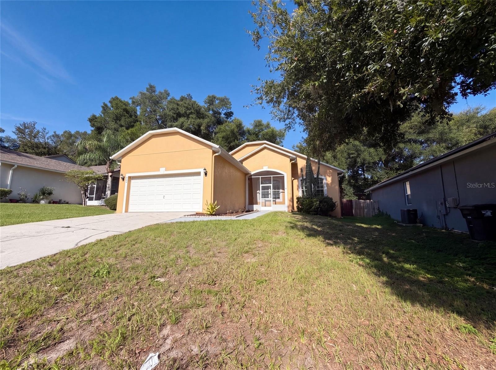 826 Hilly Bend Drive, Apopka, FL