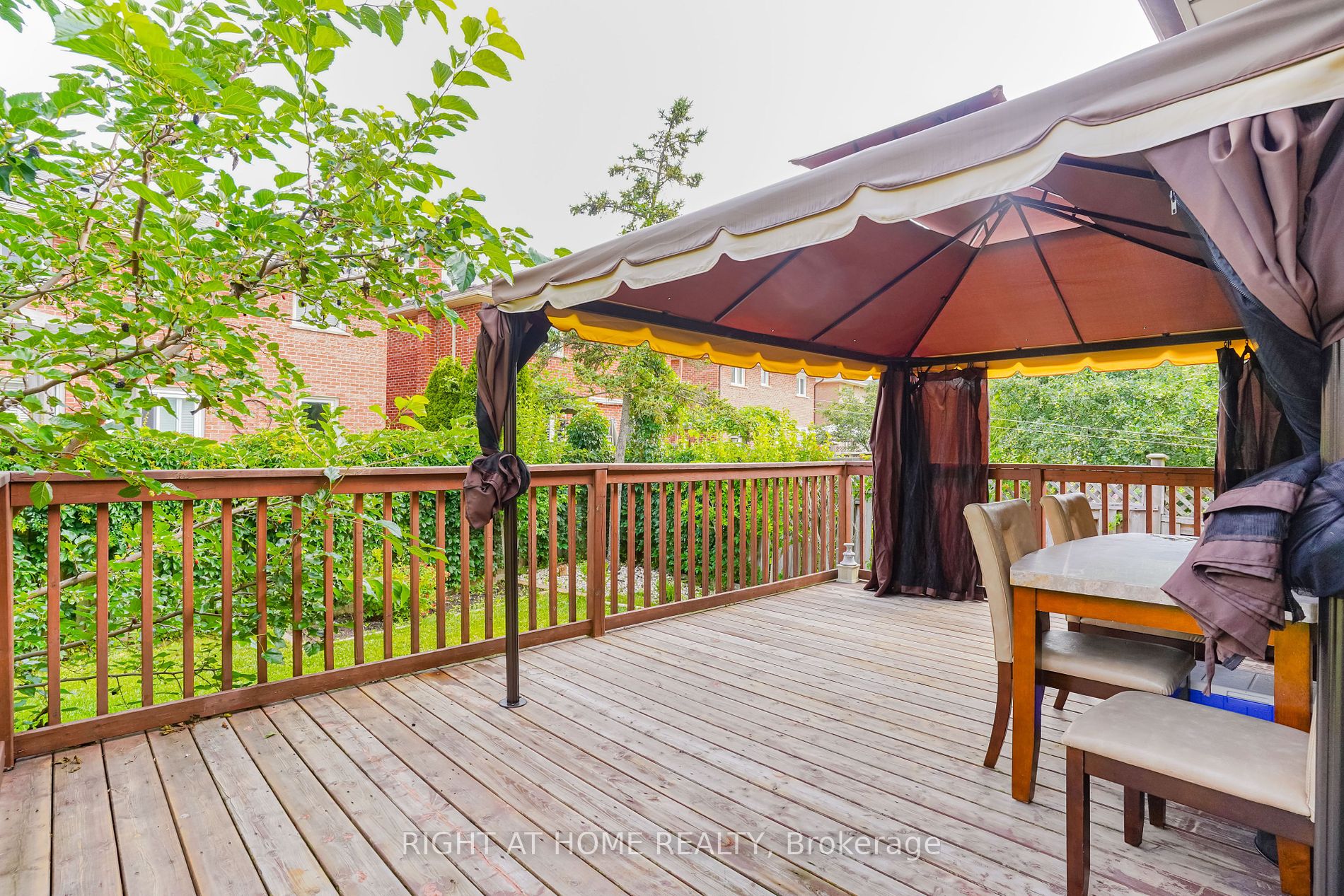 73 Dunbarton Crt