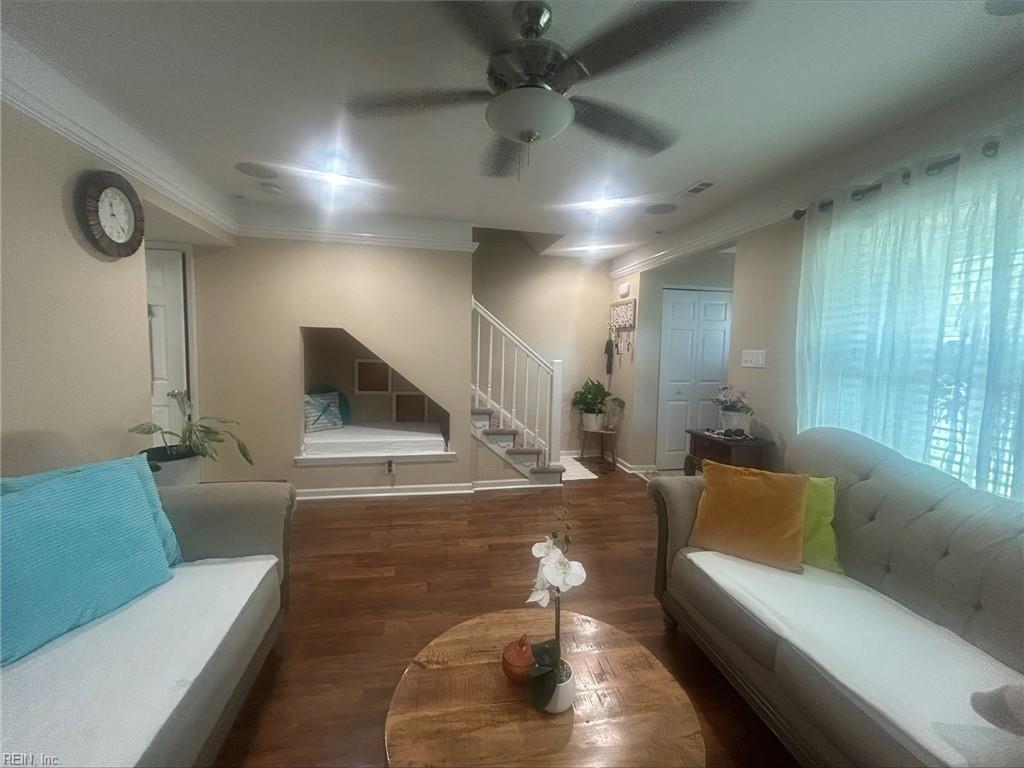 617 Red Horse Lane