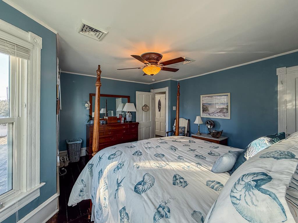 415 Randolph Ave 482