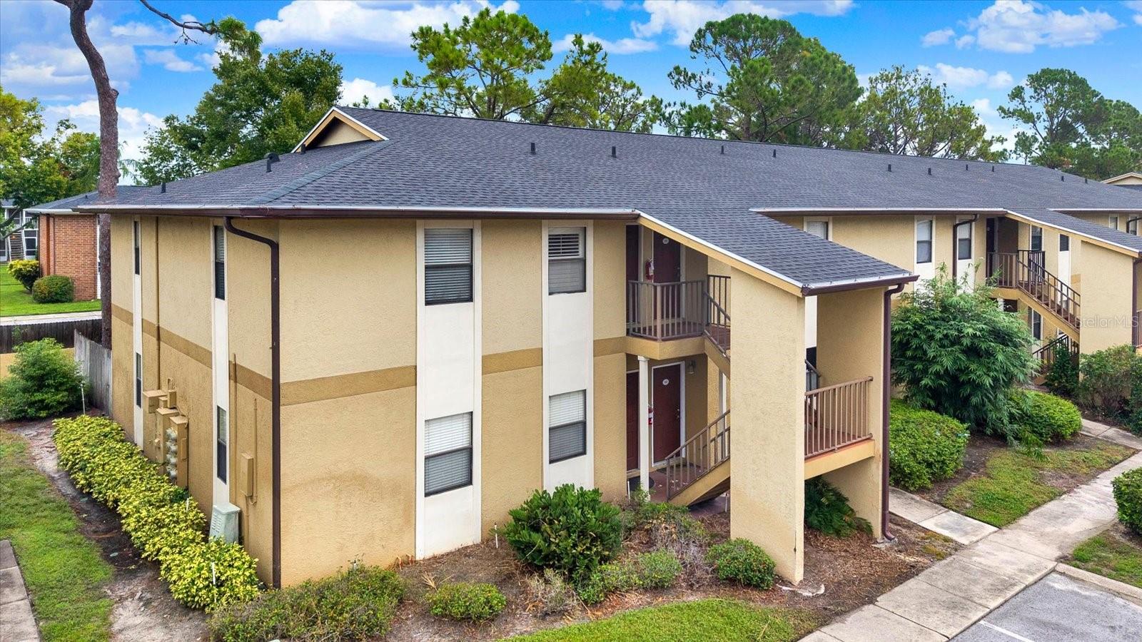 You don't want to miss this 2 bedroom, 2 bathroom condo in a gated community on the shores of Lake Seminole. Built in 2006, this condo has only had one owner and it’s clear this home has been well cared for, and is ready for you to move right in. The comfortable layout gives everyone room to spread out, with two bedrooms and two full baths for privacy, guests, or a home office. Enjoy beautiful Florida weather & extra storage room on the attached balcony with access from the living room and primary bedroom. The kitchen, complete with stainless steel appliances and a roomy pantry, has a breakfast bar that looks over the living room for open living. The primary bedroom has an ensuite full bathroom and a walk in closet. Step outside and the lake is part of your everyday life. This community has a very affordable HOA of currently $482/month. Head to the lakefront for sunrise or enjoy community amenities like pool, club and recreation center. This unit has two parking spaces, one assigned and one permit space. Updated with a new AC system with UV sanitizing lights and surge protector in 2019 and a tankless water heater. You’re close to Walsingham Park, Seminole park, shopping, dining, and an easy drive to the nearby Gulf beaches about 5 miles away! If you’ve been looking for an affordable, low-maintenance place in a great location, this is one to see in person. Schedule your showing today!