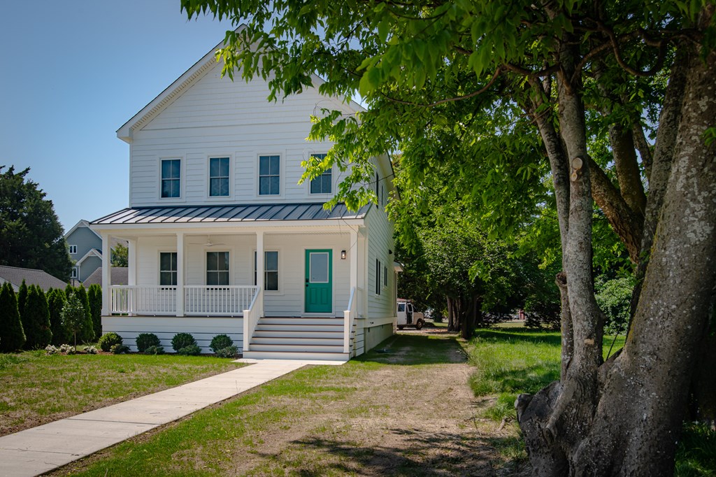 714 Monroe Ave 32