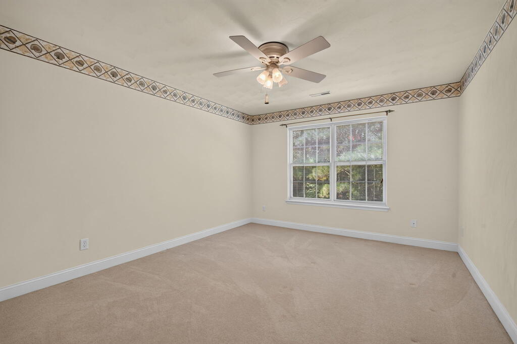 118 Saratoga Place 32