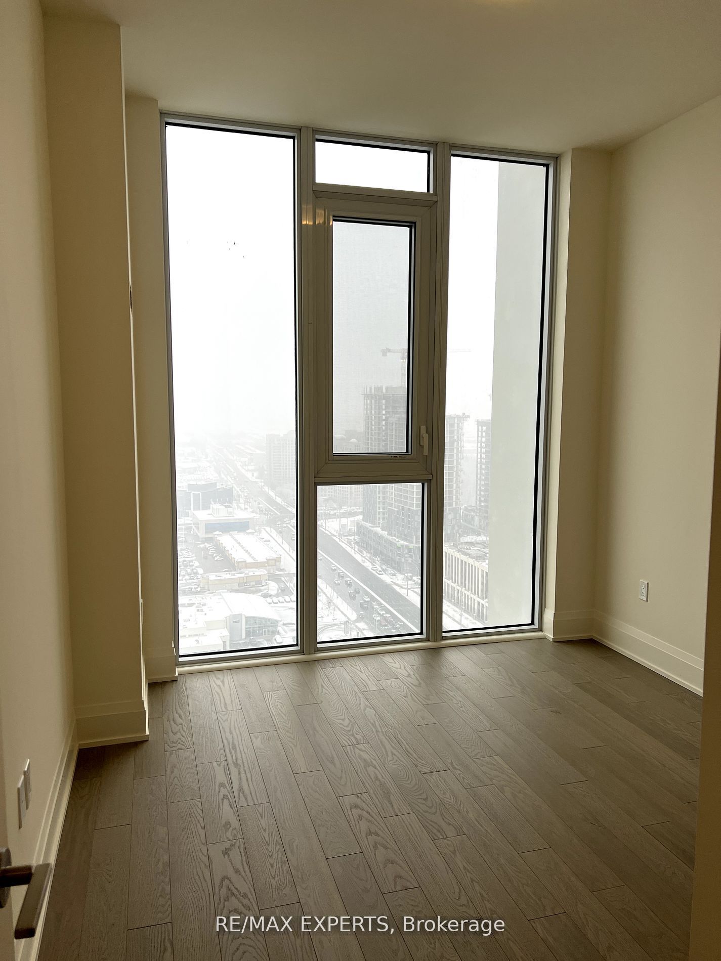9000 N Jane St PH216