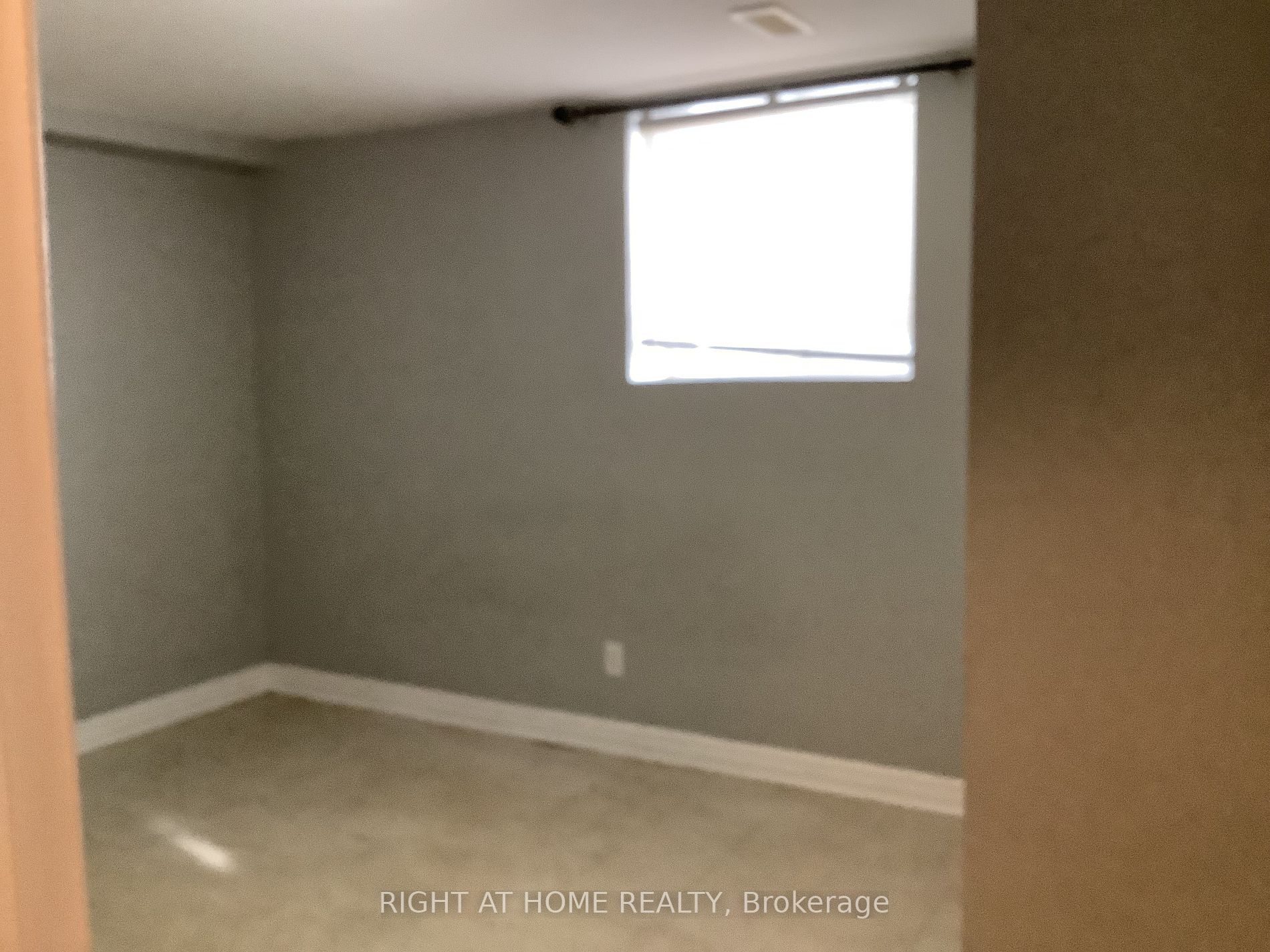 214 DUNSMORE Lane