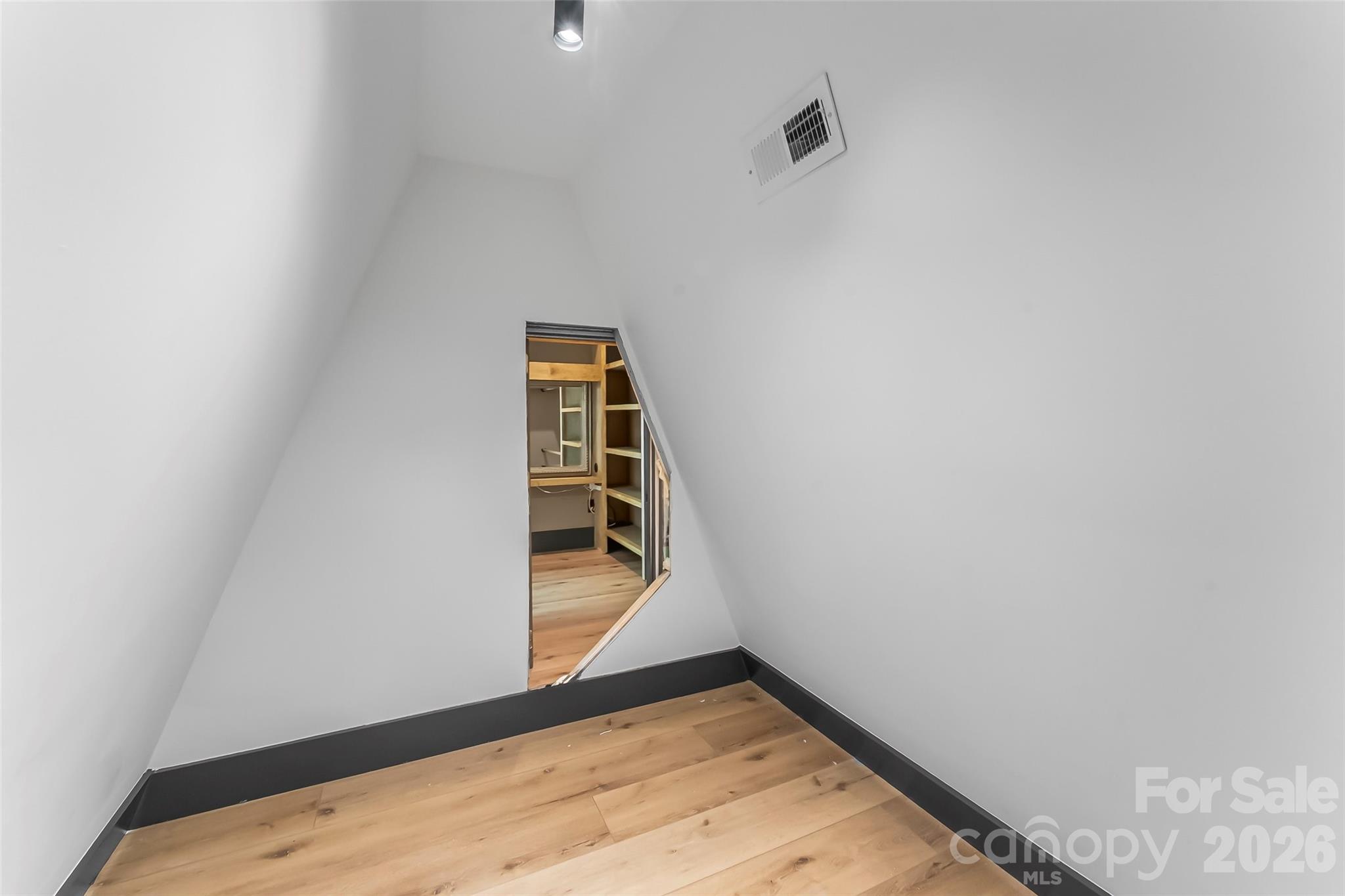 3135 Laurel Heights Drive Extension