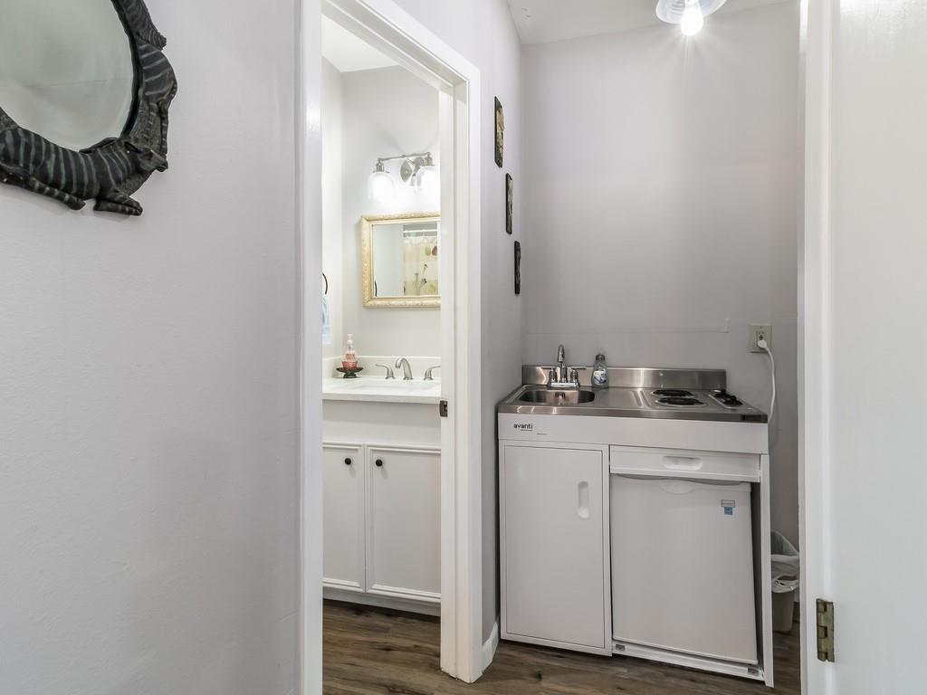 1501 N Business 45