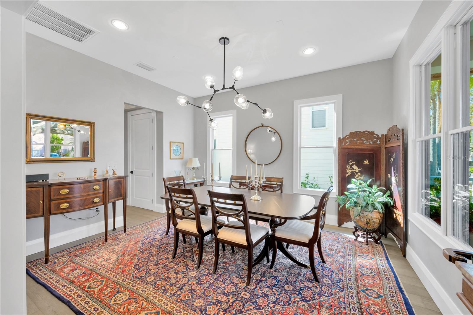 2802 Northpointe Lane