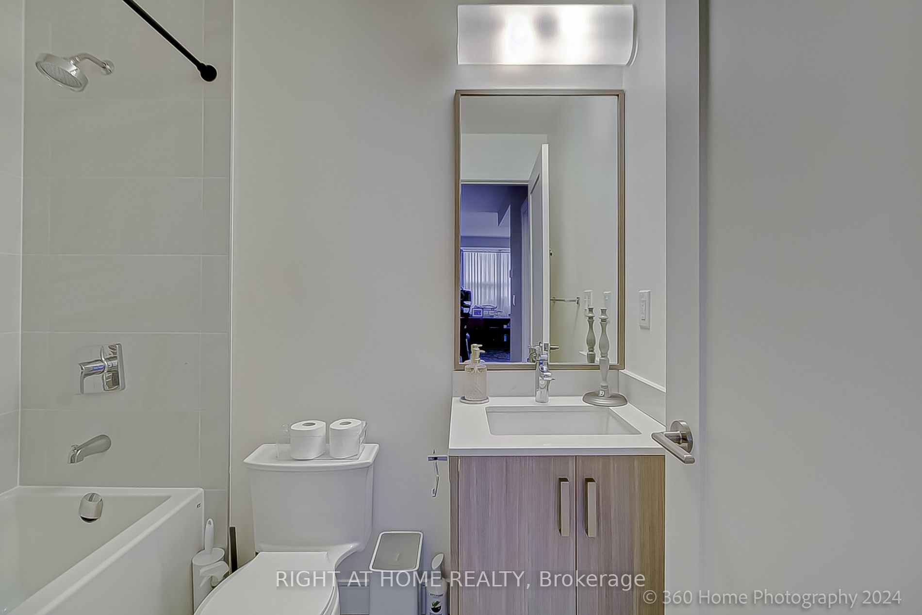 1575 W Lakeshore Rd 227