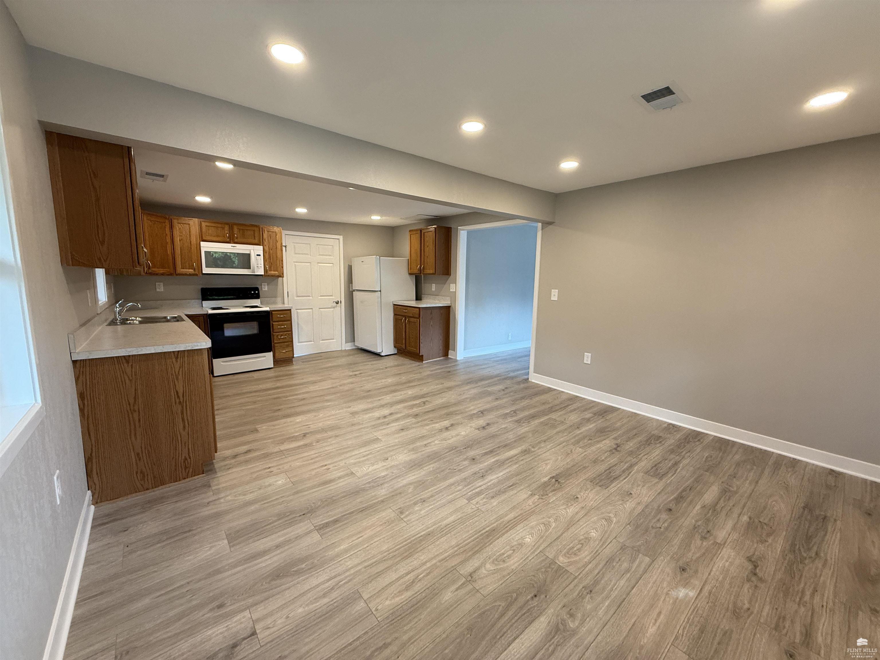 305 S Clay Street
