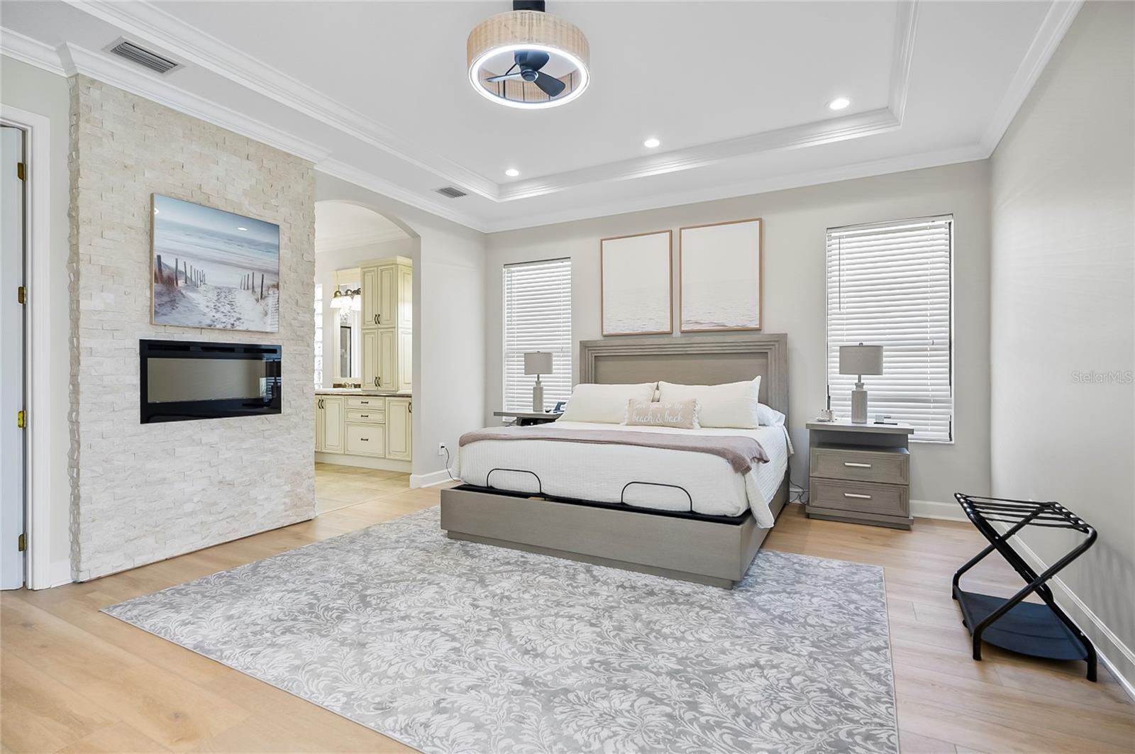 15 S Waterview Drive