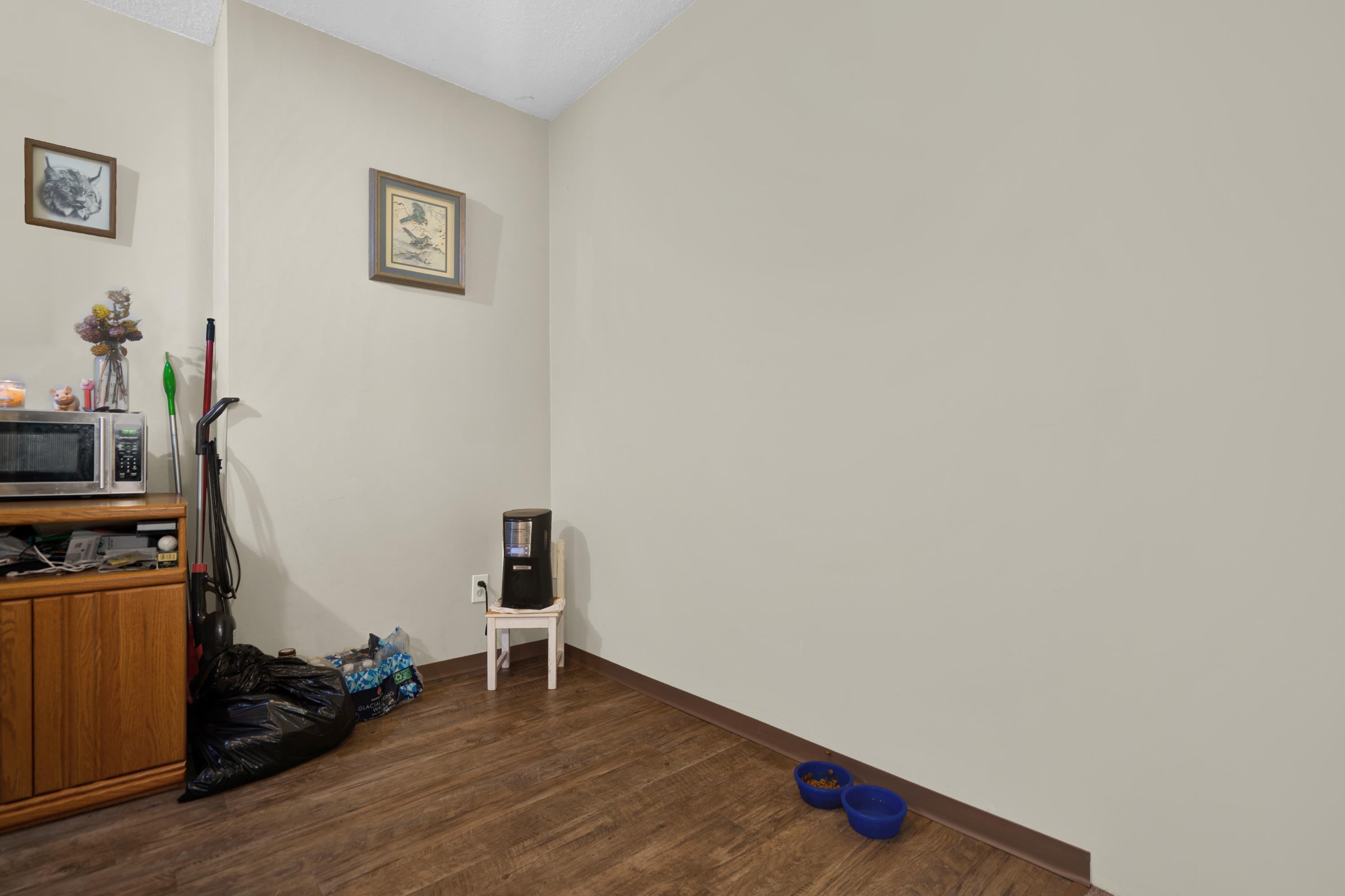 1735 Agassiz-rosedale No 9 Highway 338