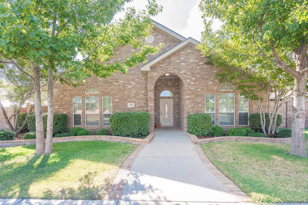 INCREDIBLE IN LOS PATIOS!! 4 BED OR 3 BED WITH OFFICE/PLAYROOM/FLEX ROOM WITH STUNNING TRAY CEILING & WOOD FLOORING! KITCHEN WITH BEAUTIFUL CABINETRY, STAINLESS STEEL APPLIANCES, PANTRY, BREAKFAST BAR, & ISLAND! LARGE DINING AREA! SPACIOUS DEN WITH FIREPLACE! SEQUESTERED PRIMARY SUITE WITH NEW CARPET, DUAL SINK VANITY, SOAKING TUB, SEPARATE SHOWER, & GREAT WALK-IN CLOSET! WONDERFUL GUEST BEDROOMS & BATH! AUTO SPRINKLERS, WATER SOFTENER, & GRANITE THROUGHOUT! OVERSIZED UTILITY ROOM! SPECTACULAR BACKYARD WITH COVERED PATIO & HOT TUB! 4 CAR GARAGE!! PHENOMENAL CURB APPEAL! MUST SEE!!!