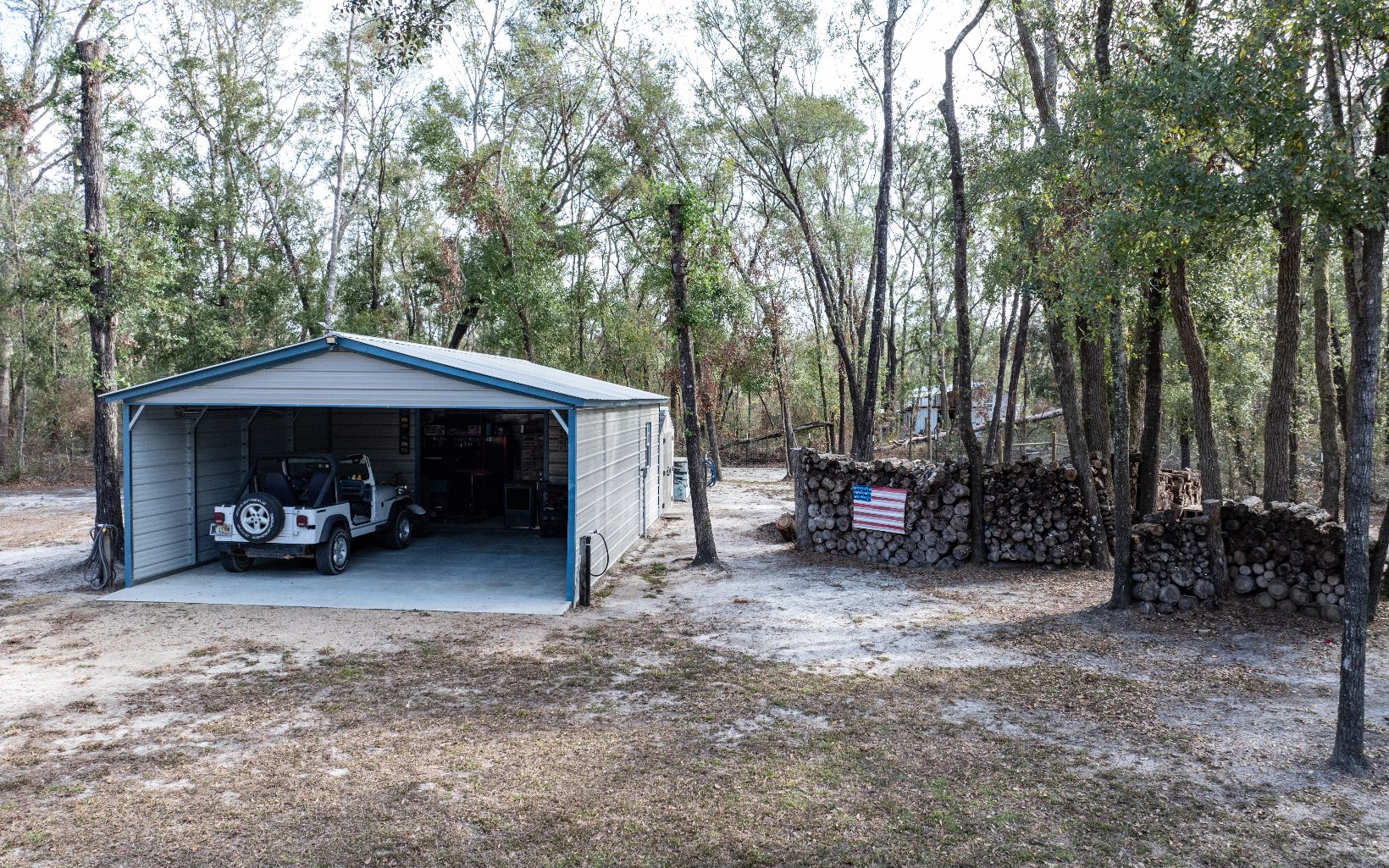 368 NE Beverly Hills Rd