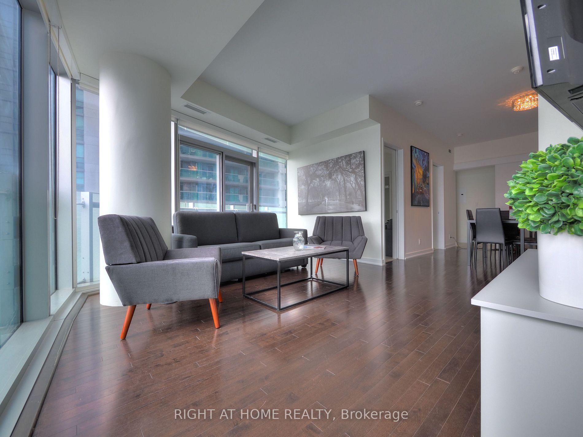 12 York St 2204