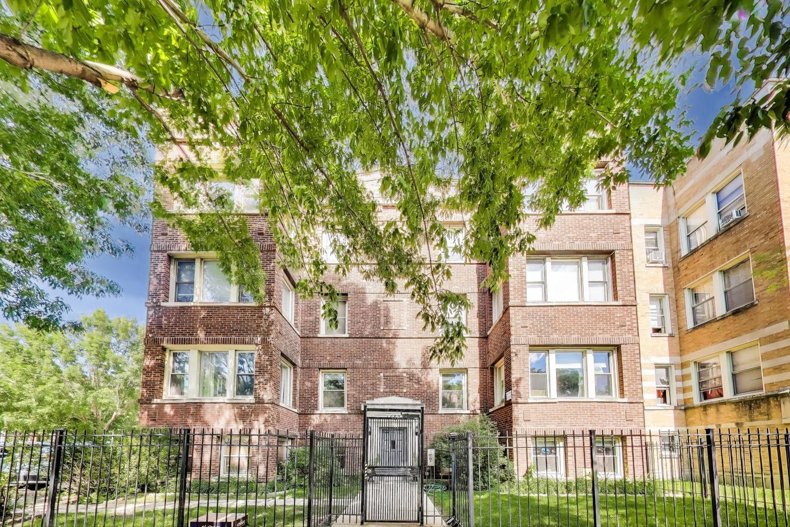 Welcome to 4653 N Lawndale Ave Unit 2S, a bright and spacious 3-bedroom, 2-bath condo in the heart of Albany Park. Stepping into this home, you'll immediately notice the natural light, gas fireplace and hardwood floors. The kitchen is expansive, features granite countertops and has lots of usable storage. Down the hallway, you'll find the prinary bedroom featuring an updated en-suite bathroom. The second bedroom also features a massive flex space that can be used as a walk in closet, office or exercise room! The 3rd bedroom has direct access to the private outdoor patio. A deeded parking space and extra basement storage is included. Welcome home!