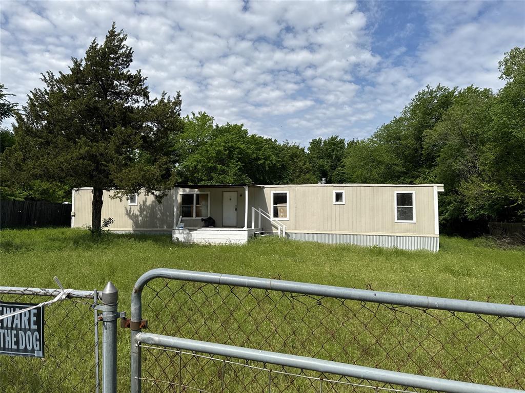4805 N Post Road