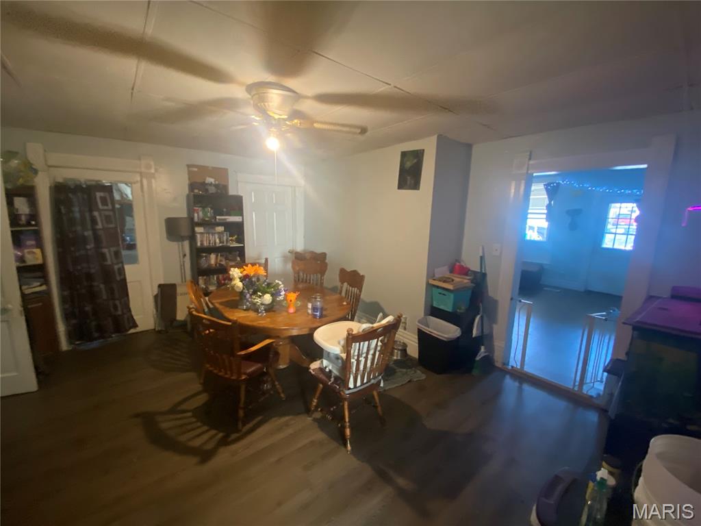 305 E 2nd Street