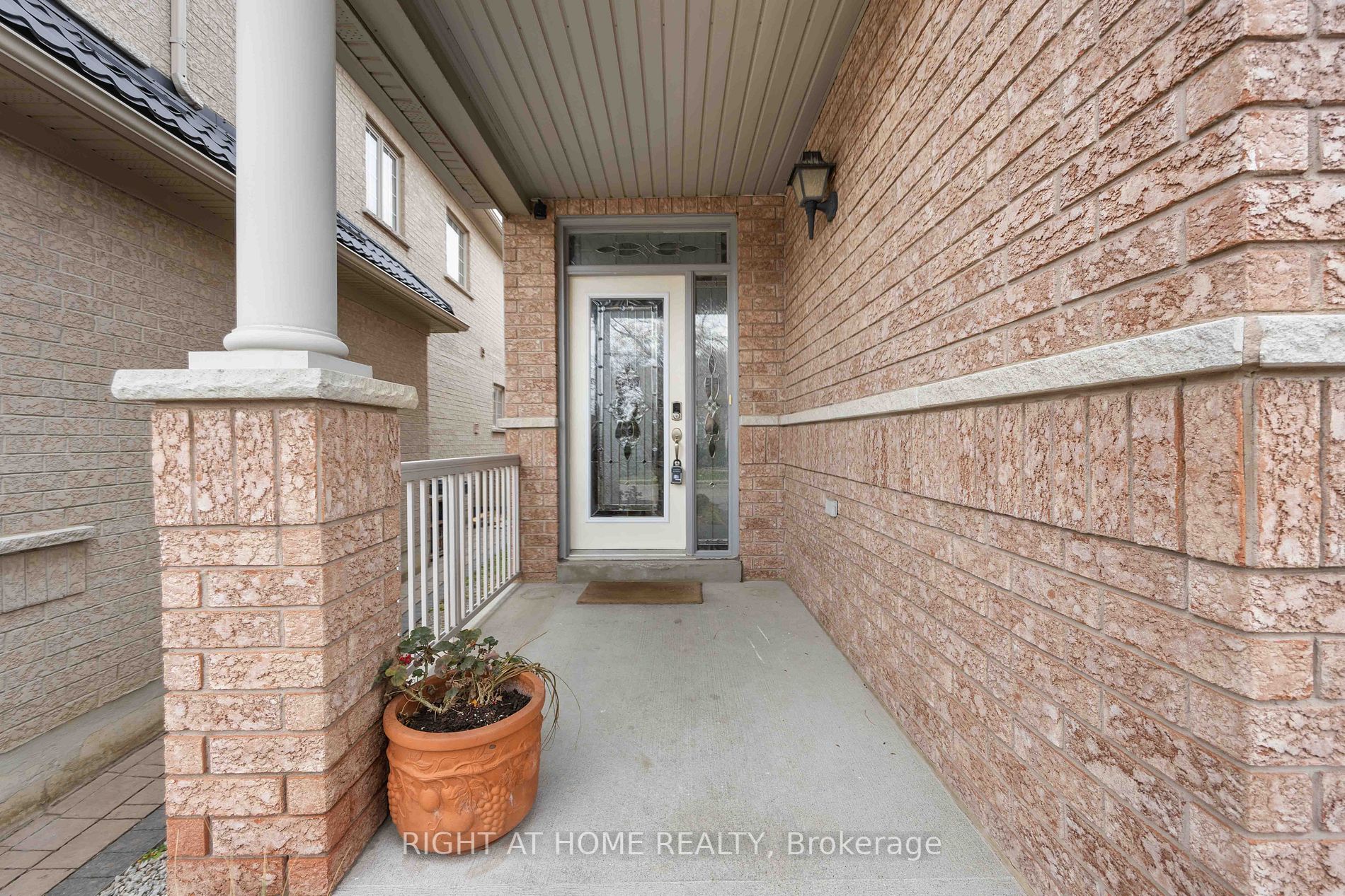 3728 Quiet Creek Dr
