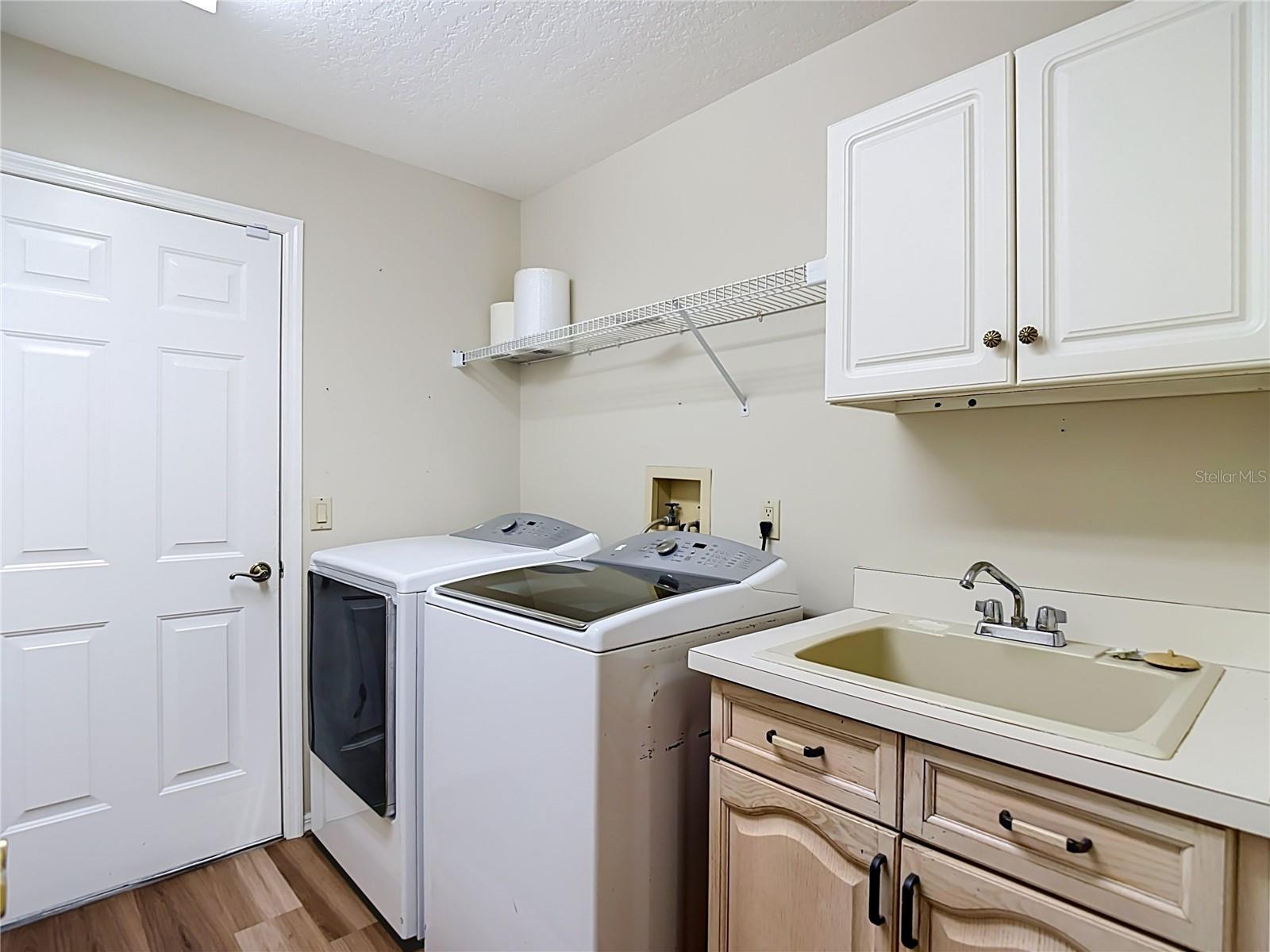2102 Laindale Place